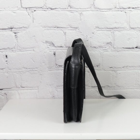 VALENTINO VTG Messenger Style Flap-Over Shoulder Bag / Crossbody [fits tablet] - Picture 5 of 16